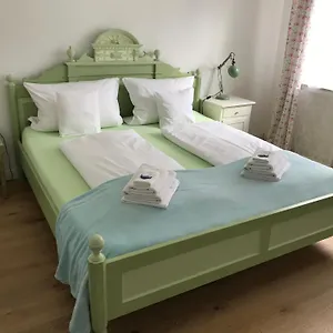  Apartamento Gaestetraeume Im Viertel